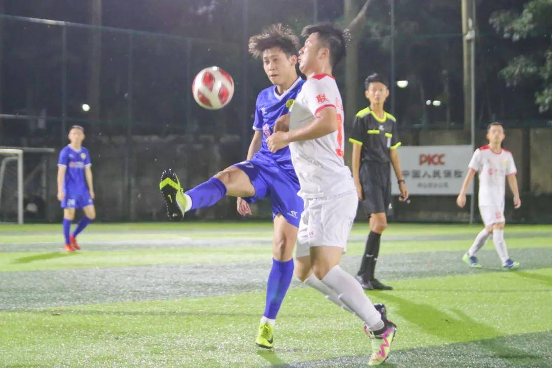 神仙球+神剧情！中山社区杯足球赛复刻世界杯“上帝之手”名局