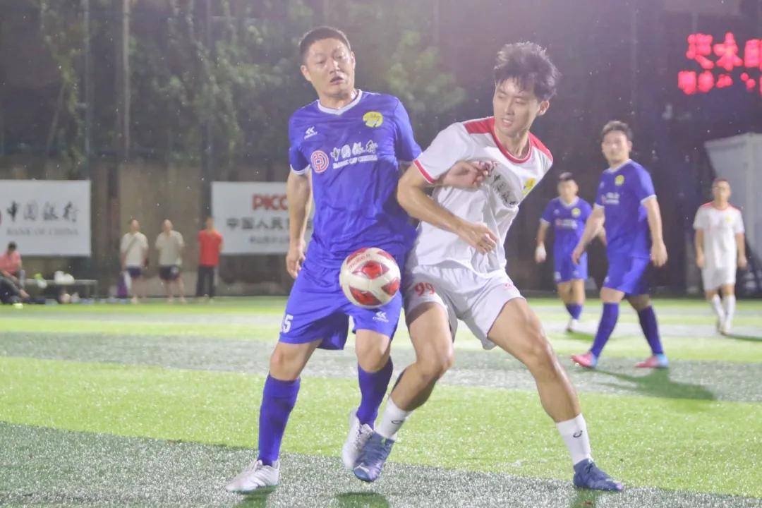 神仙球+神剧情！中山社区杯足球赛复刻世界杯“上帝之手”名局