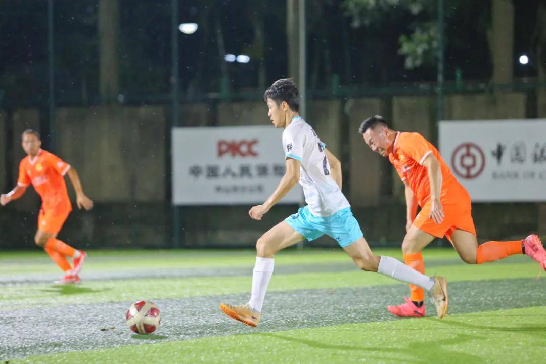 神仙球+神剧情！中山社区杯足球赛复刻世界杯“上帝之手”名局