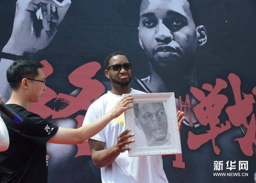 开云体育-麦迪能顶替科比？小莫里斯：他不是科比 没那种心态