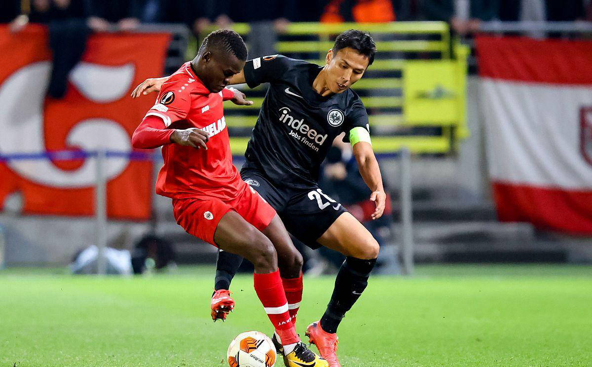 法兰克福主场迎战圣保利,战意十足冲击欧冠席位