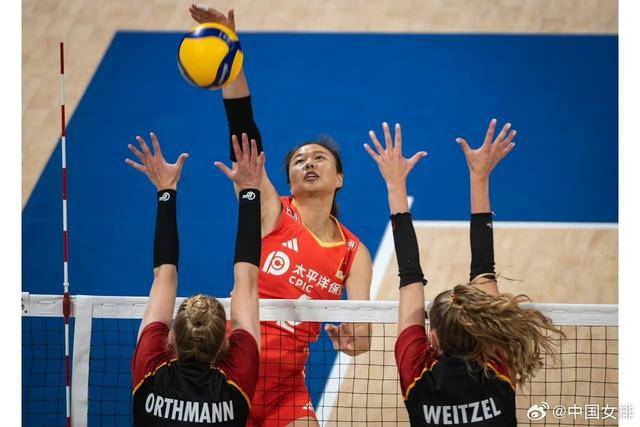 3:2逆转德国队,中国女排世联赛美国站三连胜