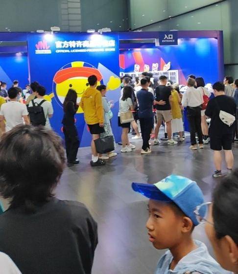 中国女排击败法国队 获本站赛事第二胜