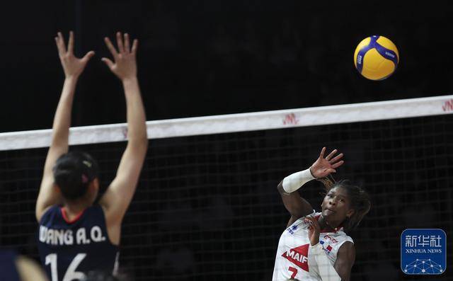 世界女排联赛(中国北京站):中国队胜法国队