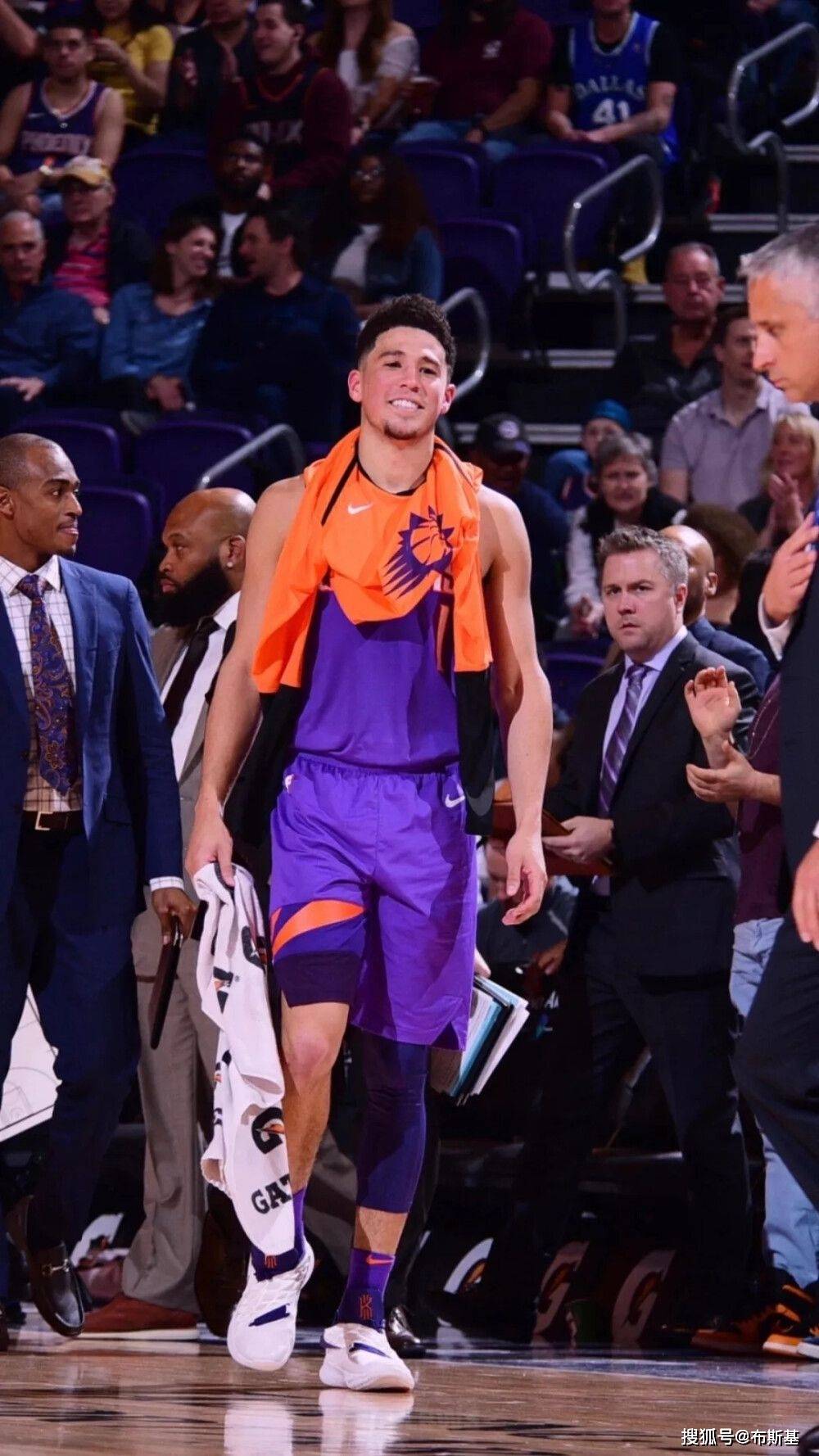 詹姆斯领衔NBA历史薪资榜,5.83亿不是最终纪录,戈贝尔都有3.7亿