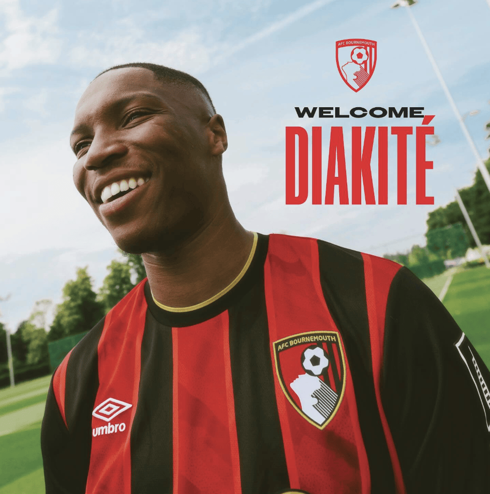 英超联赛:利物浦出师不利,伯恩茅斯后防重组