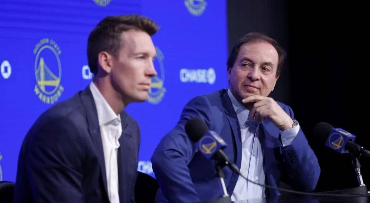 金州勇士密谋大交易!瞄准鹈鹕21+5+3全能球星