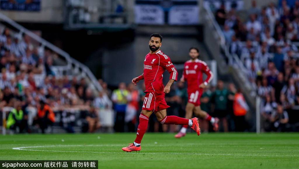 开云体育app-先奶为敬！萨拉赫：阿森纳是夺冠头号热门 曼城也有希望