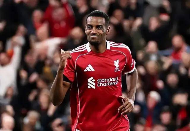 kering-联赛杯-阿森纳VS布莱顿：英超夺冠大热，杯赛呢？